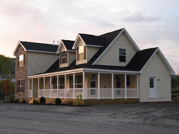 Patriot Home Sales - Model: HK101-A Sample Home Pennwest Ridgefield Cape / Two Story Combination Exterior Photo Patriot Home Sales - Model: HK101-A Sample Home Pennwest Ridgefield Cape / Two Story Combination Exterior Photo