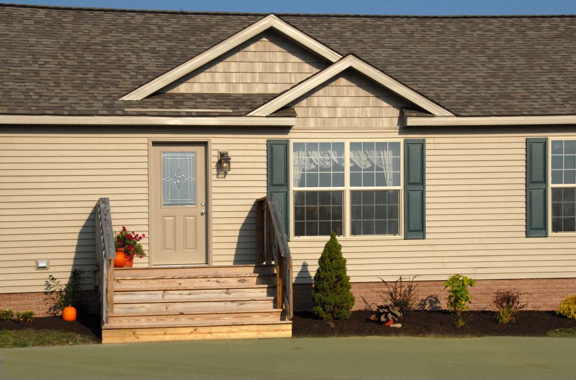 Patriot Home Sales - Model: HR170-A Sample Home Pennwest The Pennflex II Ranch Front Exterior Photo