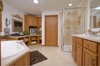 Click To Begin Harrington III Photo Tour - Model #: HJ161-A - Elegant Escape Master Bathroom