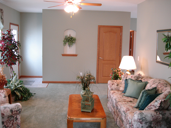Patriot Home Sales - Model: HR108-A Sample Home Pennwest Oakland Sample Home # 2 Ranch Style Modular Home - Living Room Photo Patriot Home Sales - Model: HR108-A Sample Home Pennwest Oakland Sample Home # 2 Ranch Style Modular Home - Living Room Photo