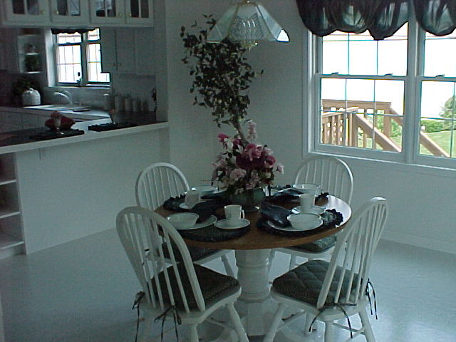 Patriot Two Story Kitchen Photo 2 Patriot Two Story Kitchen Photo 2